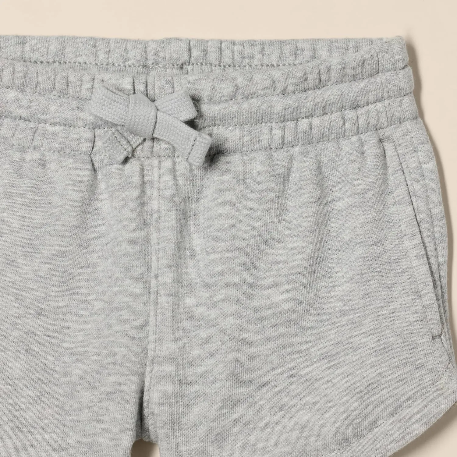 Amazon Essentials Girls and Toddlers' SweatShorts, Pack of 2