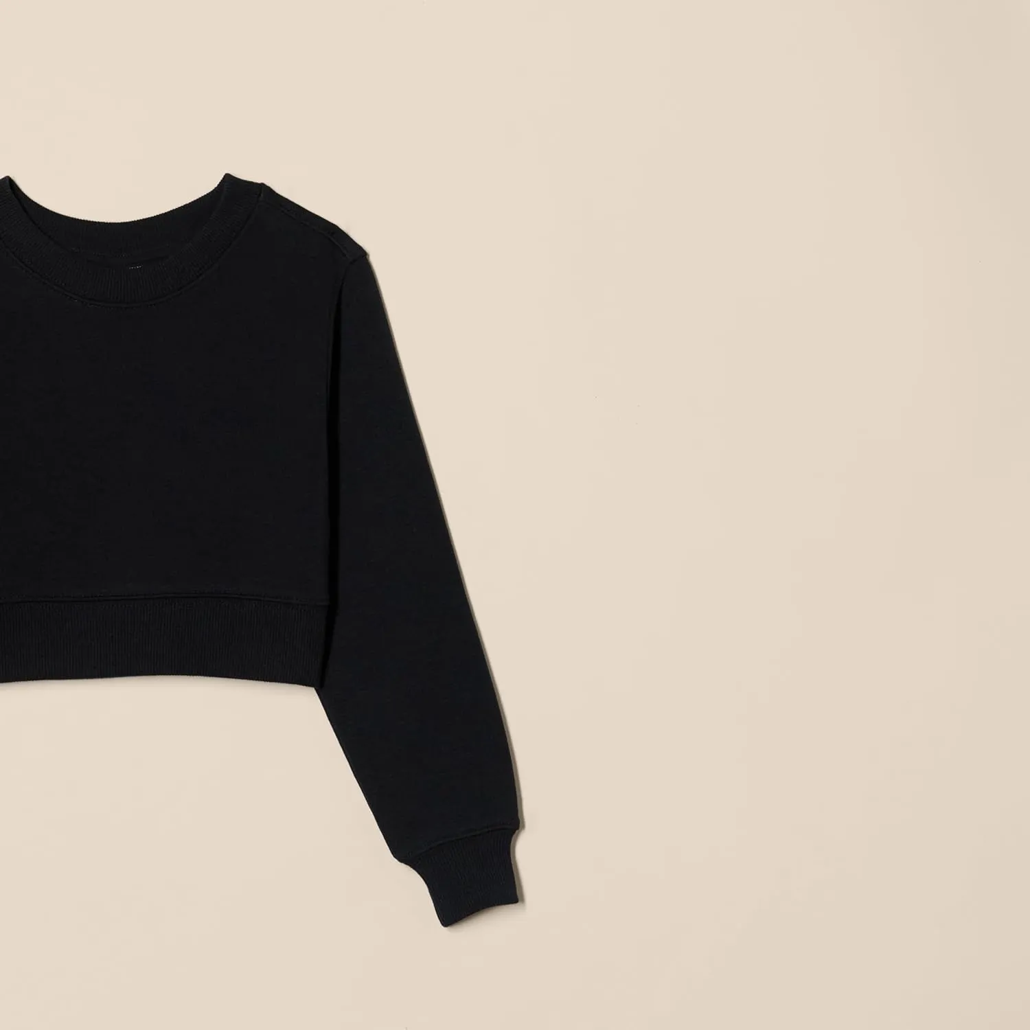 Amazon Essentials Girls' Cropped Sweatshirt