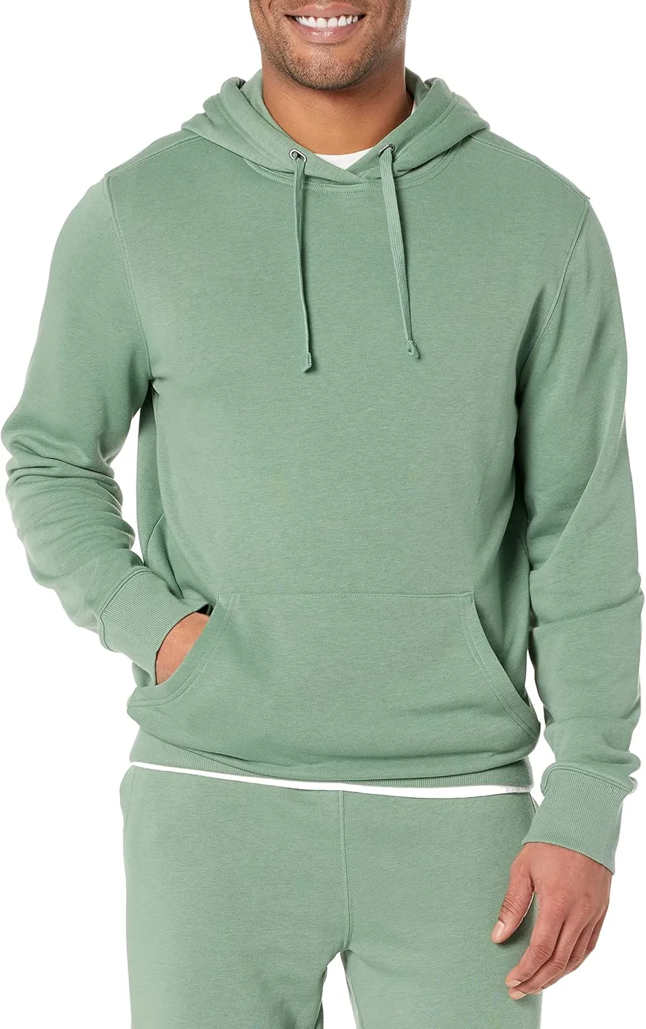 Amazon Essentials Men's Lightweight Long-Sleeve French Terry Hoodie