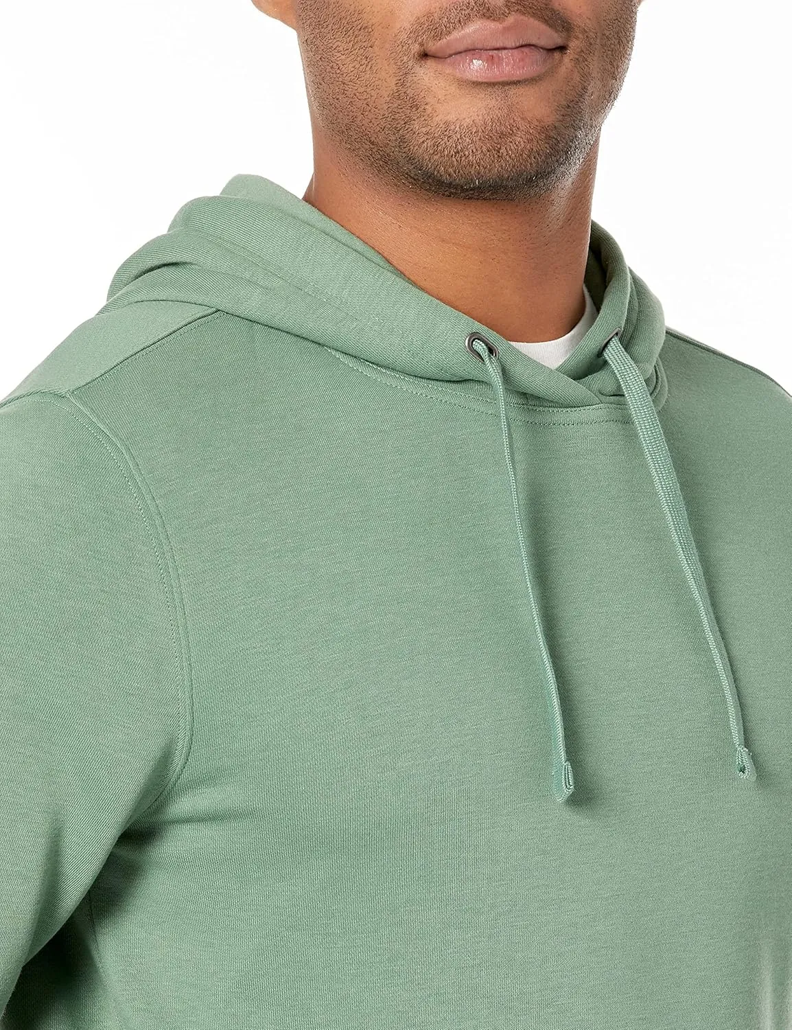 Amazon Essentials Men's Lightweight Long-Sleeve French Terry Hoodie
