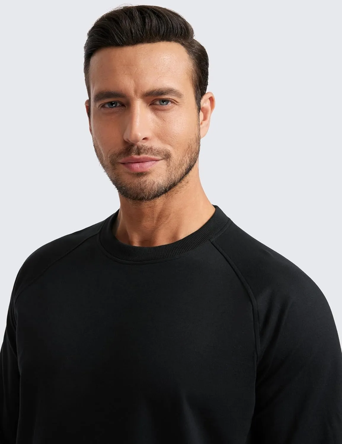 CRZ YOGA Mens Crewneck Sweatshirts French Terry Athletic Workout Sweat Shirts Casual Pullover Tops with Zipper Pocket