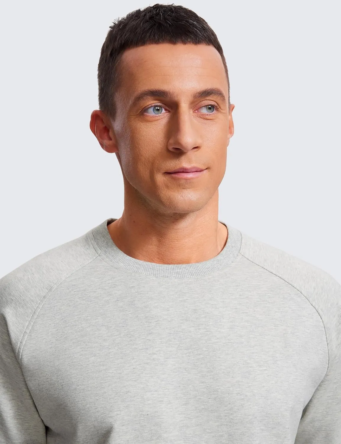 CRZ YOGA Mens Crewneck Sweatshirts French Terry Athletic Workout Sweat Shirts Casual Pullover Tops with Zipper Pocket