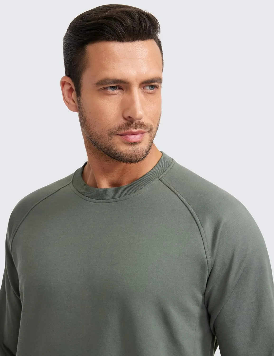 CRZ YOGA Mens Crewneck Sweatshirts French Terry Athletic Workout Sweat Shirts Casual Pullover Tops with Zipper Pocket