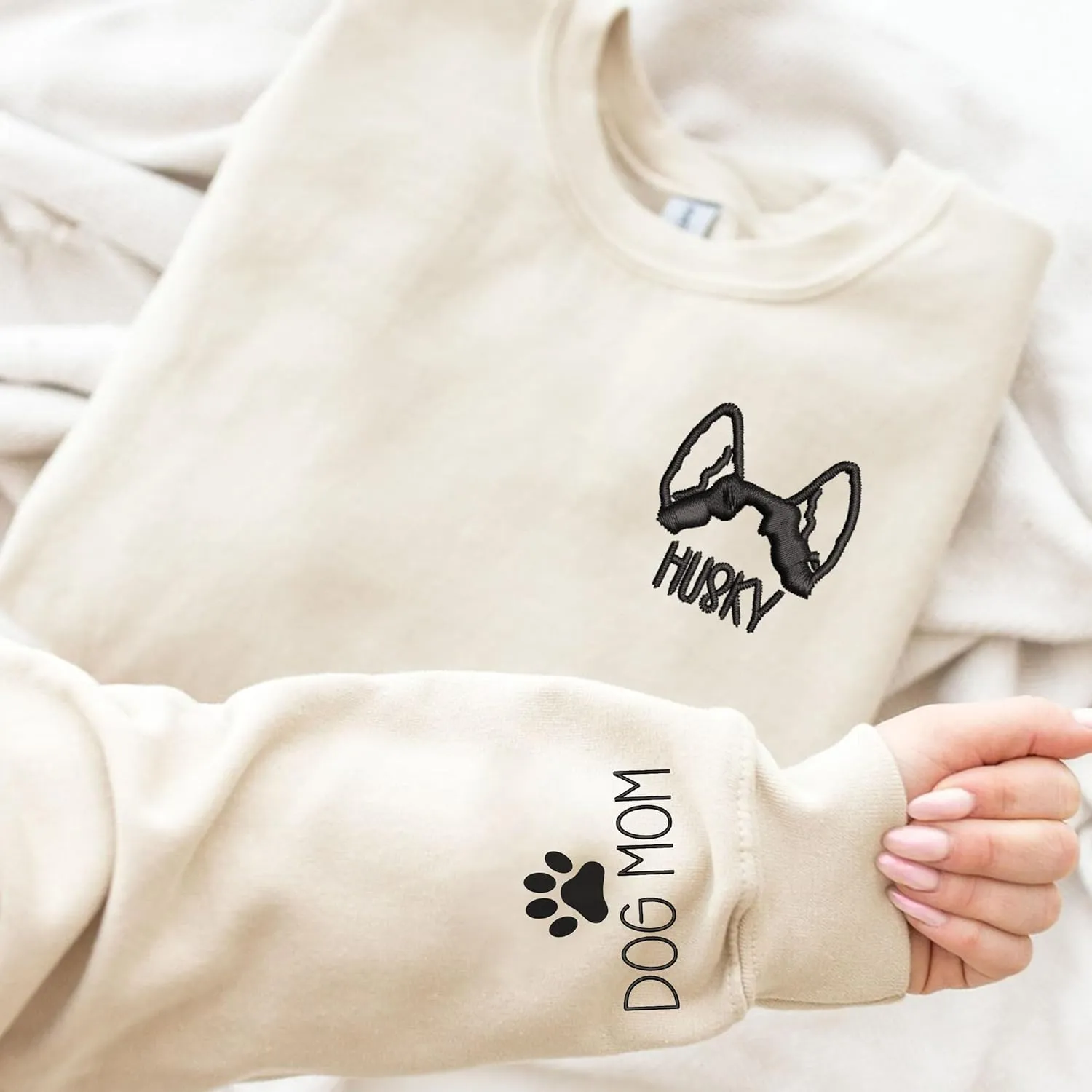 Embroidered Sweatshirt, Dog Mama Sweatshirt Women, Personalized Gift for Dog Lover, Dog Dad Sweatshirts