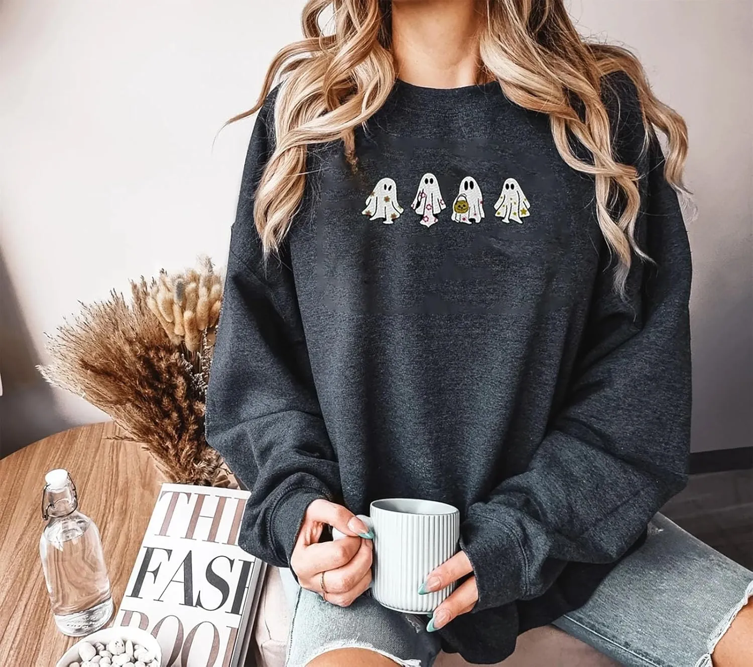 FISCRAT Halloween Spooky Season Oversized Sweatshirt Women Cute Ghost Sweatshirts Fall Embroidered Sweater Pullover Top