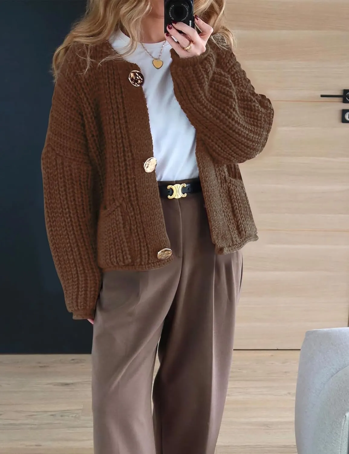 Flygo Cropped Cardigan Sweaters for Women Long Sleeve Cable Knit Cardigan Open Front Chunky Cardigan Sweaters with Pockets