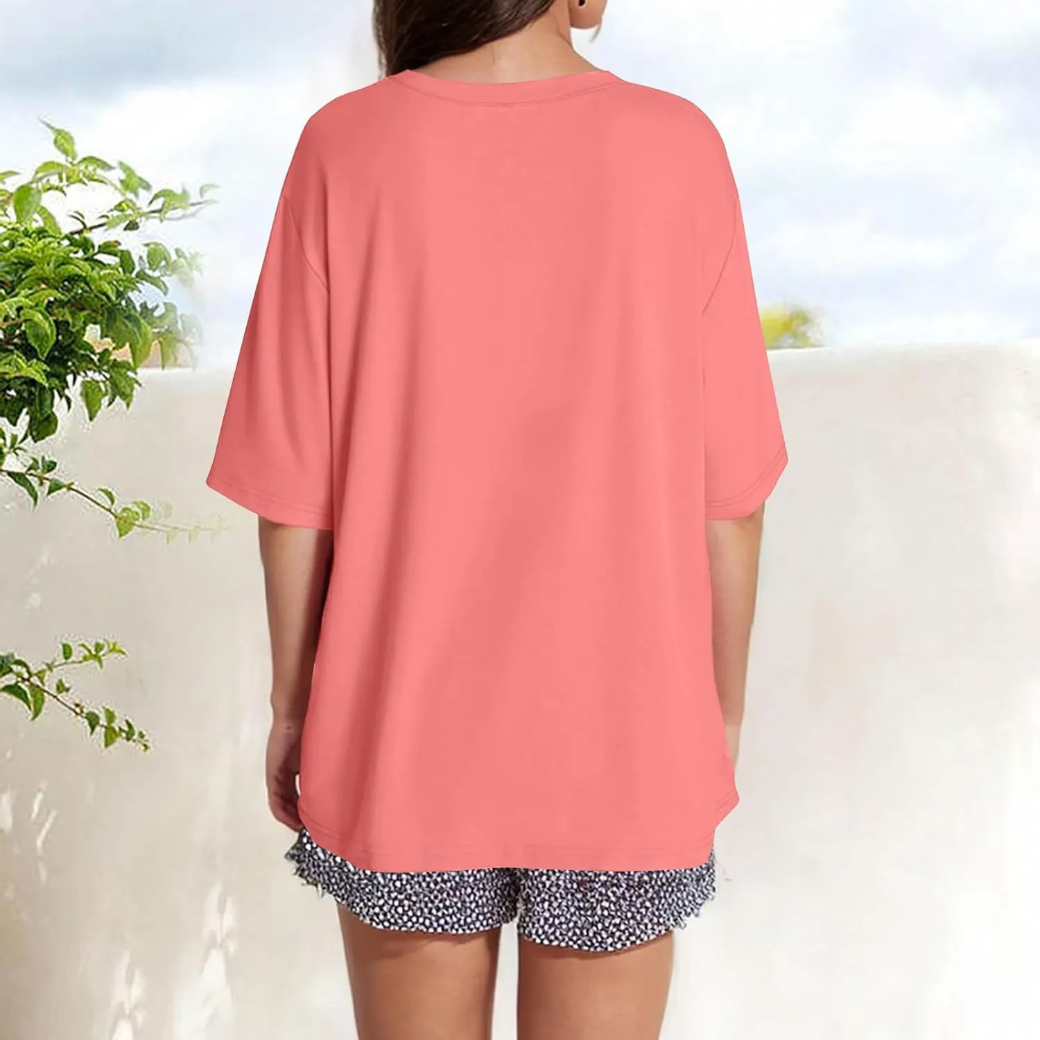 Half Sleeve Tops for Women Crew Neck Casual Summer Oversized Tshirts Trendy Going Out Tops Womens Shirts