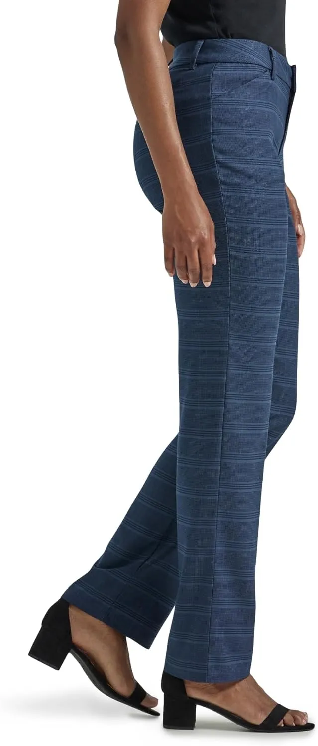 Lee Women's Petite Wrinkle Free Relaxed Fit Straight Leg Pant