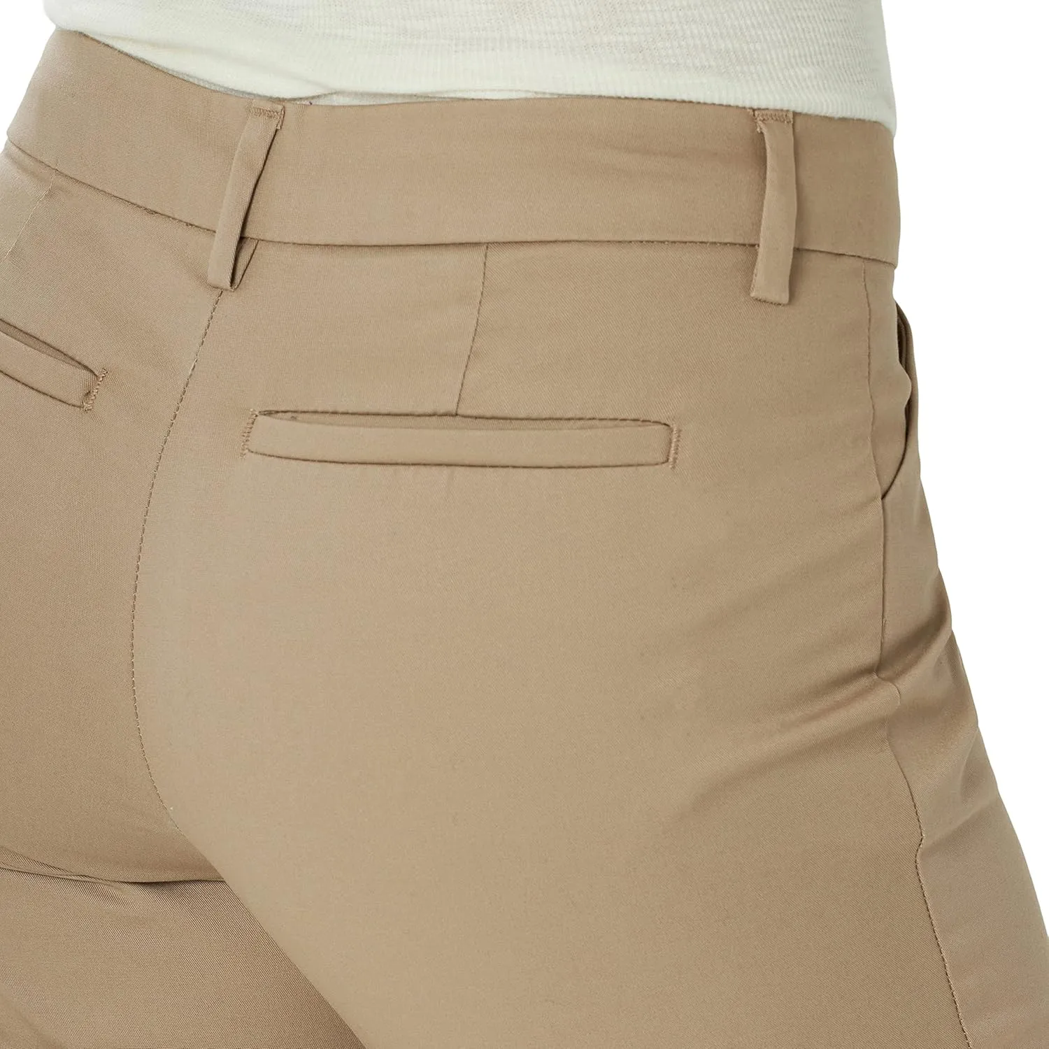 Lee Women's Petite Wrinkle Free Relaxed Fit Straight Leg Pant