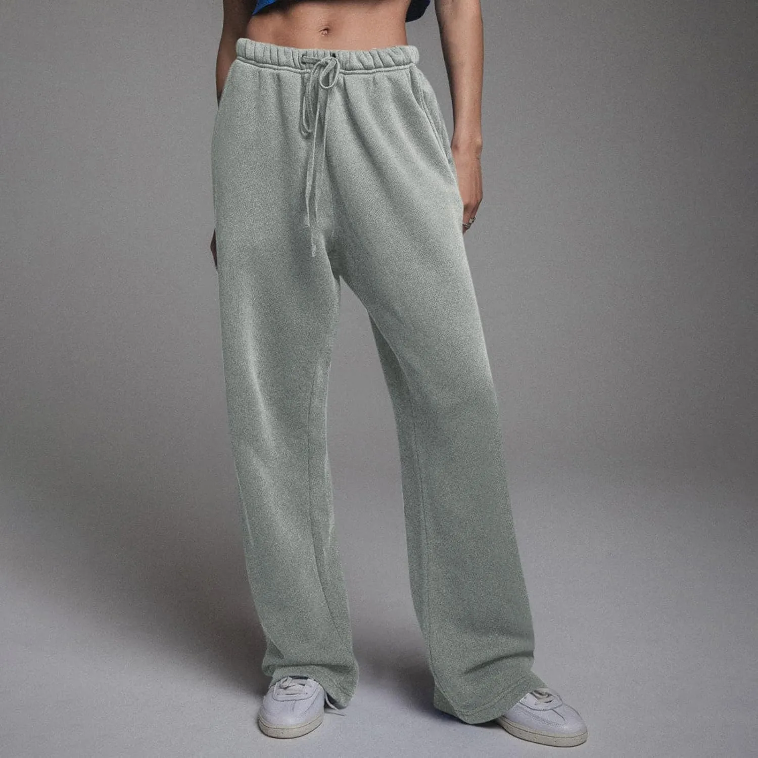 Low Rise Sweatpants for Women Baggy Drawstring Straight Leg Track Pants Fleece Lined Workout Pants with Pockets