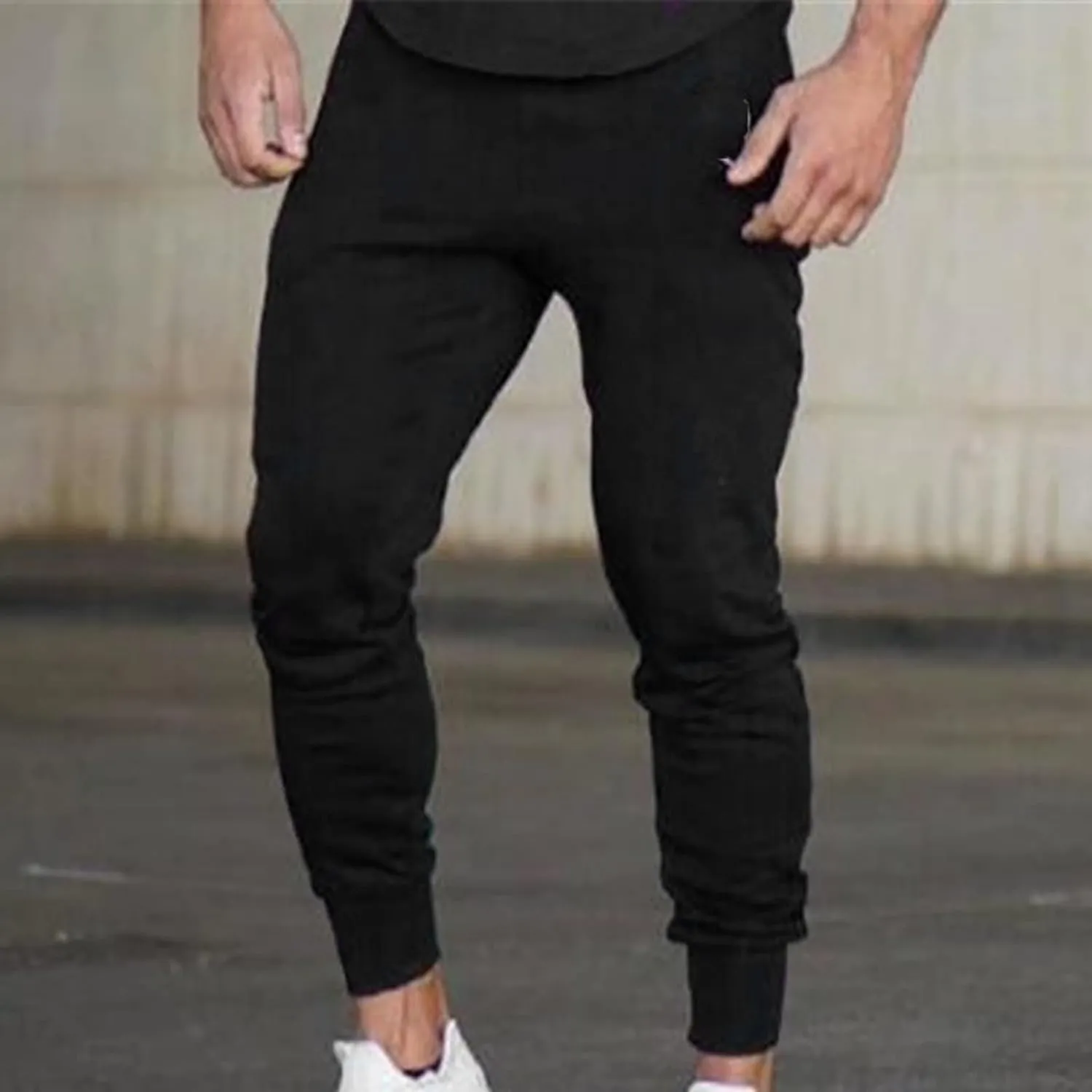 Mens Joggers Workout Pants for Gym Slim Fit Running and Bodybuilding Athletic Bottom Sweatpants for Men with Deep Pockets