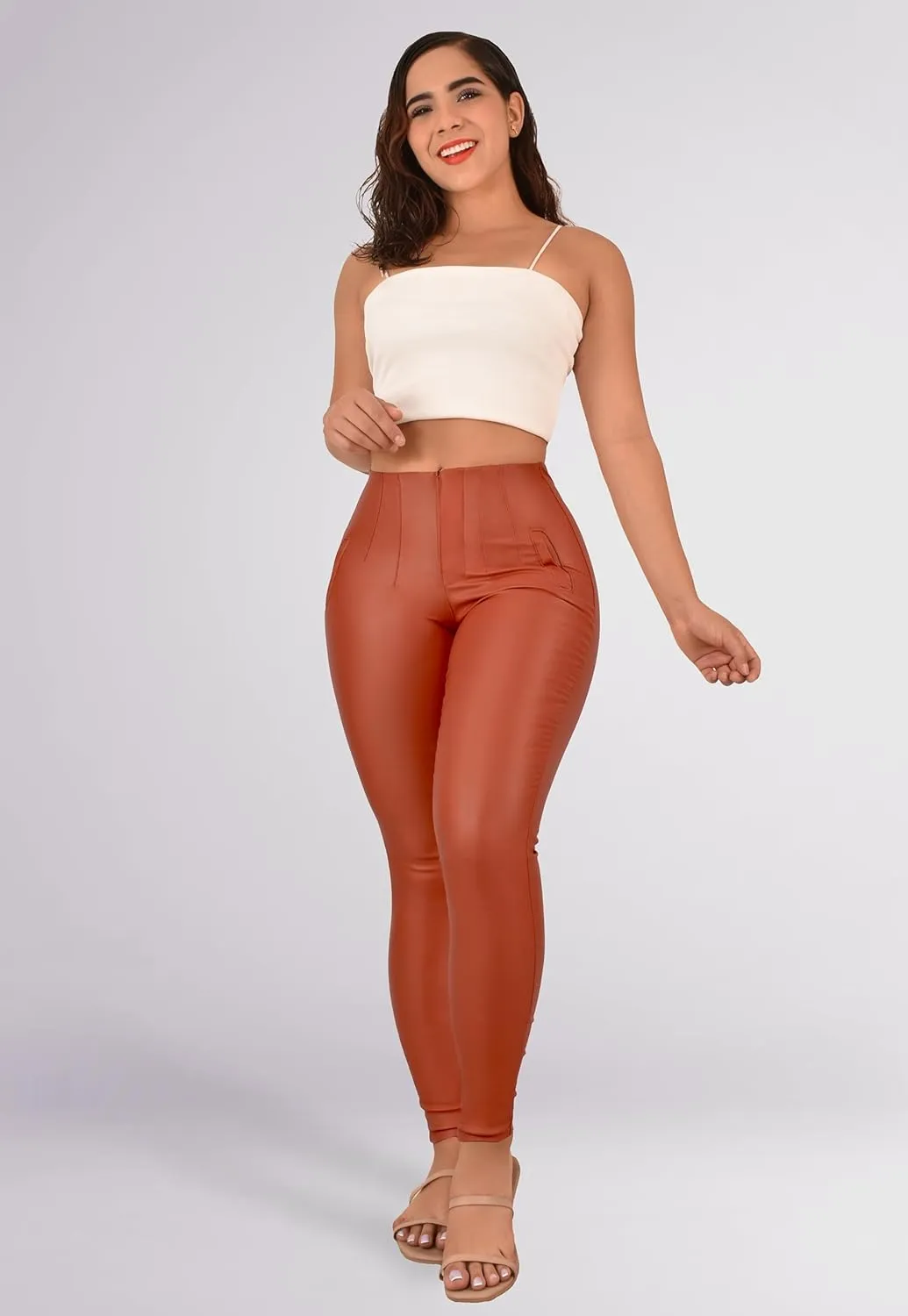 Pantalones Beka Levanta Pompa | High Waisted Jeans for Women | Lipo Jeans