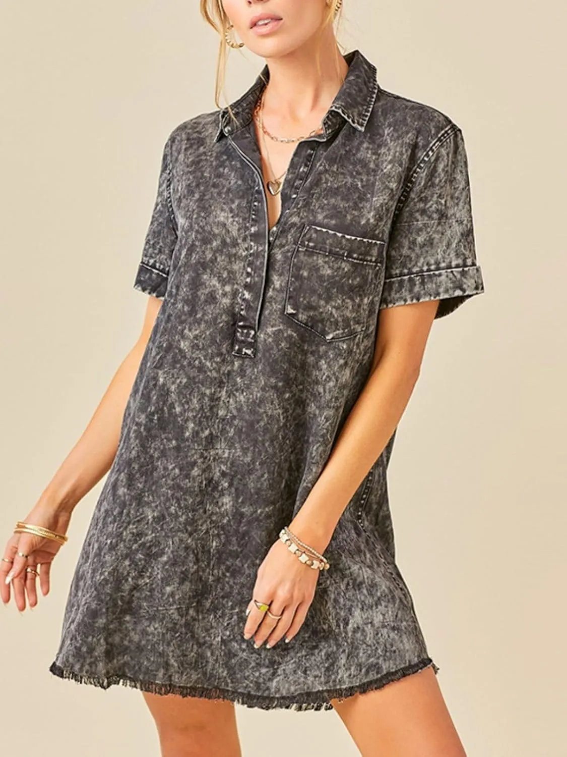 Women's Denim Shirt Dress Short Sleeve V Neck Casual T Shirt Cover Up Jean Dress Frayed Hem Dress with Pocket