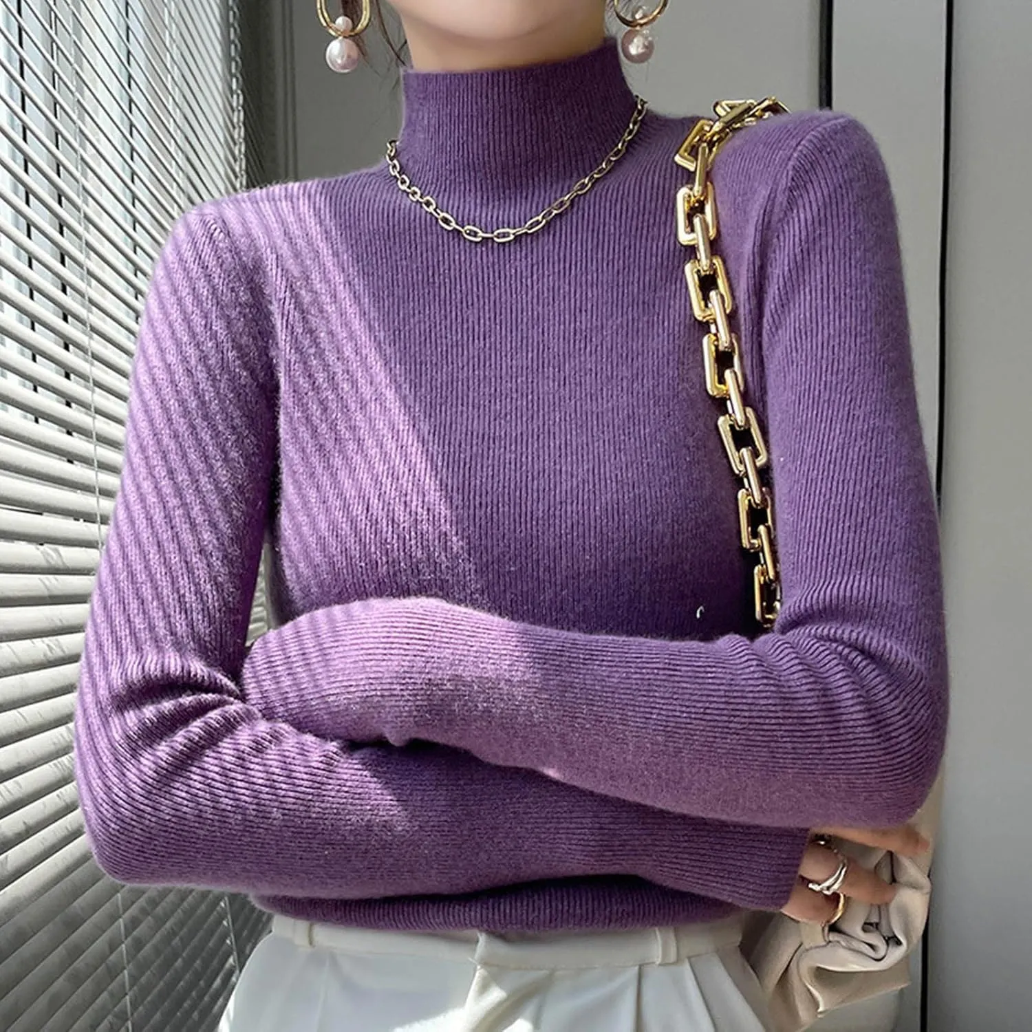 Womens Slim Fitting Sweaters Turtleneck Sweater Winter Fashion Tops Solid Color Sweater Ribbed Knit Sweater Blouse